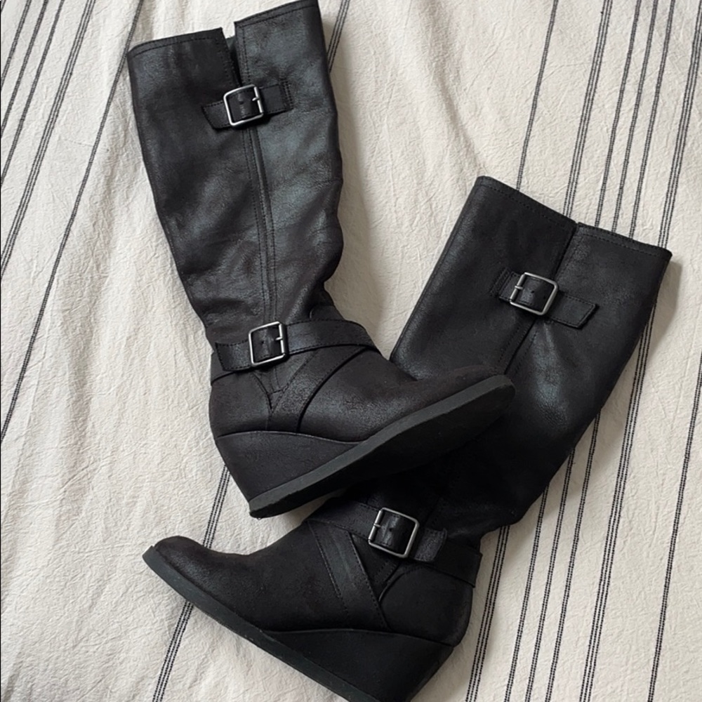Black wedge tall boots